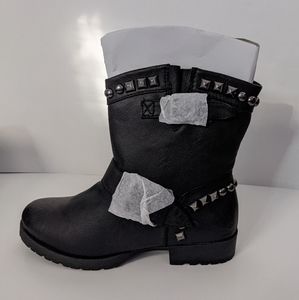 JustFab Jude Black Boots